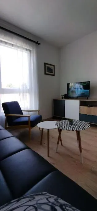 Cute Apartment Marla Art Close To Center プーラ