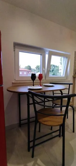 Cute Apartment Marla Art Close To Center プーラ 0*,  クロアチア